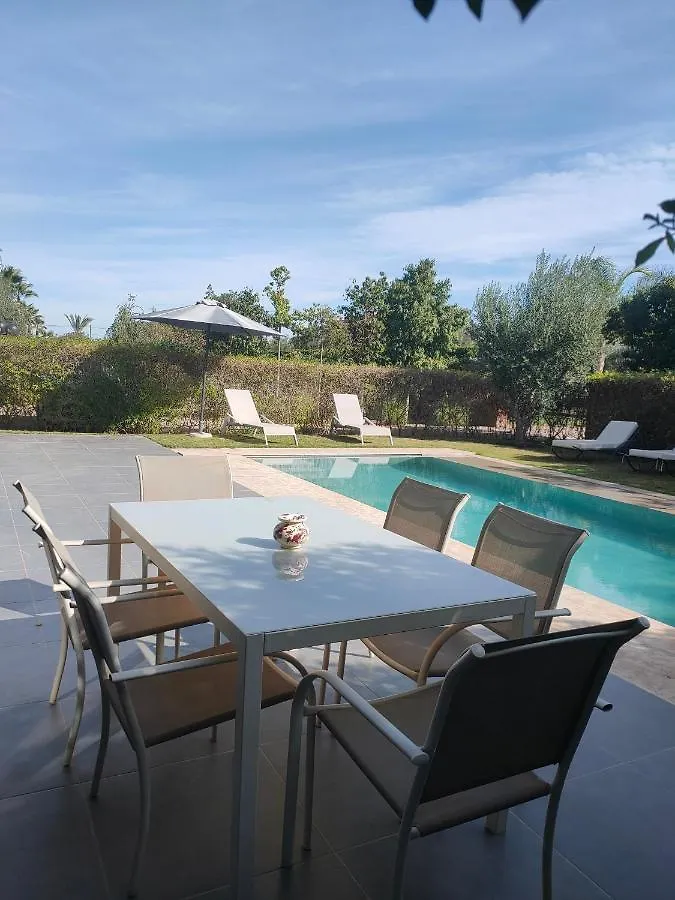 Villa Sara Avec Sa Piscine Et Jardin Marrakesh