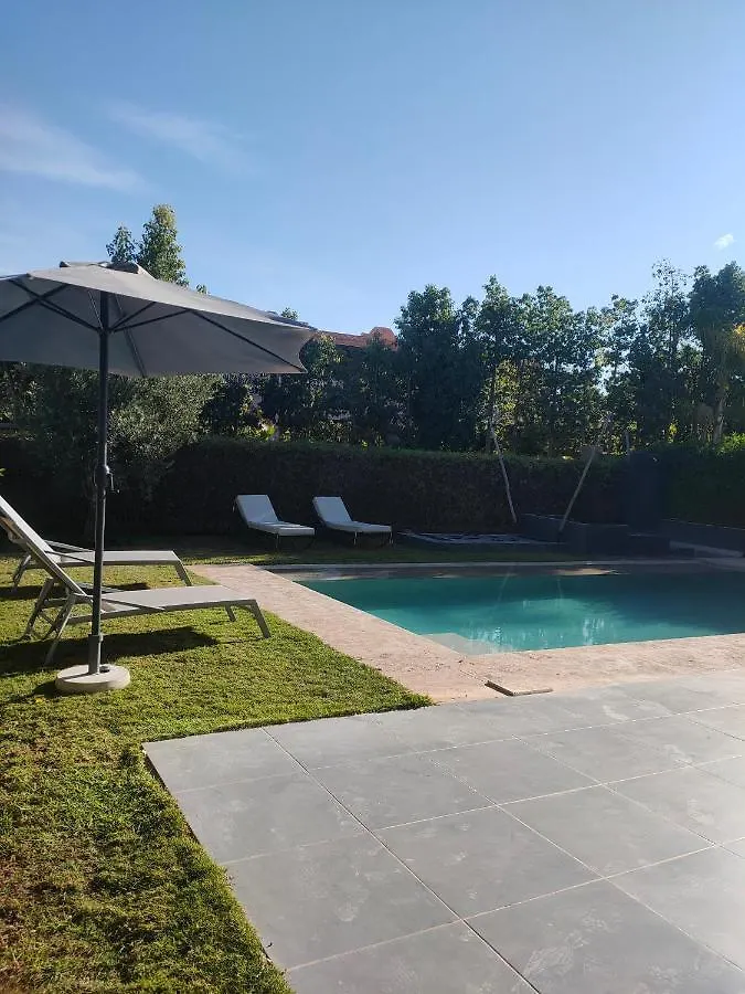 Villa Sara Avec Sa Piscine Et Jardin Marrakesh Marokko