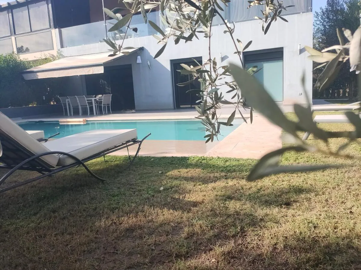 Apartman Villa Sara Avec Sa Piscine Et Jardin Marrákes